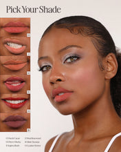 Charger l'image dans la galerie, ROUGE À LÈVRES MATTE CRÉMEUX RÉTRACTABLE