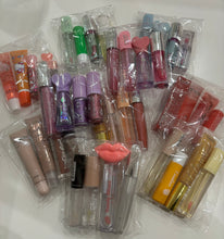 Charger l'image dans la galerie, MINI POCHETTE SURPRISE COLORÉ