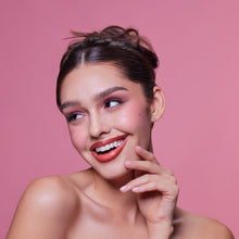 Charger l'image dans la galerie, GLOSS STICK PLUMP & POUT PLUMPING