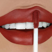 Charger l'image dans la galerie, VELVET STAY LIQUID LIPSTICK