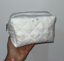 Load image into Gallery viewer, TROUSSE DENTELLE BLANCHE
