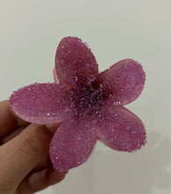Charger l'image dans la galerie, PINCE FLEUR STRASS
