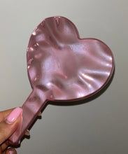 Load image into Gallery viewer, PETIT MIRROIR COEUR ROSE GOLD

