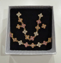 Charger l'image dans la galerie, BIJOUX
