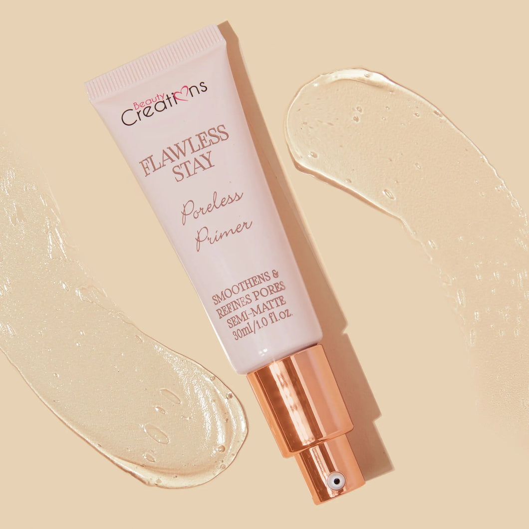 BASE TEINT FLOUTANTE POUR LES PORES